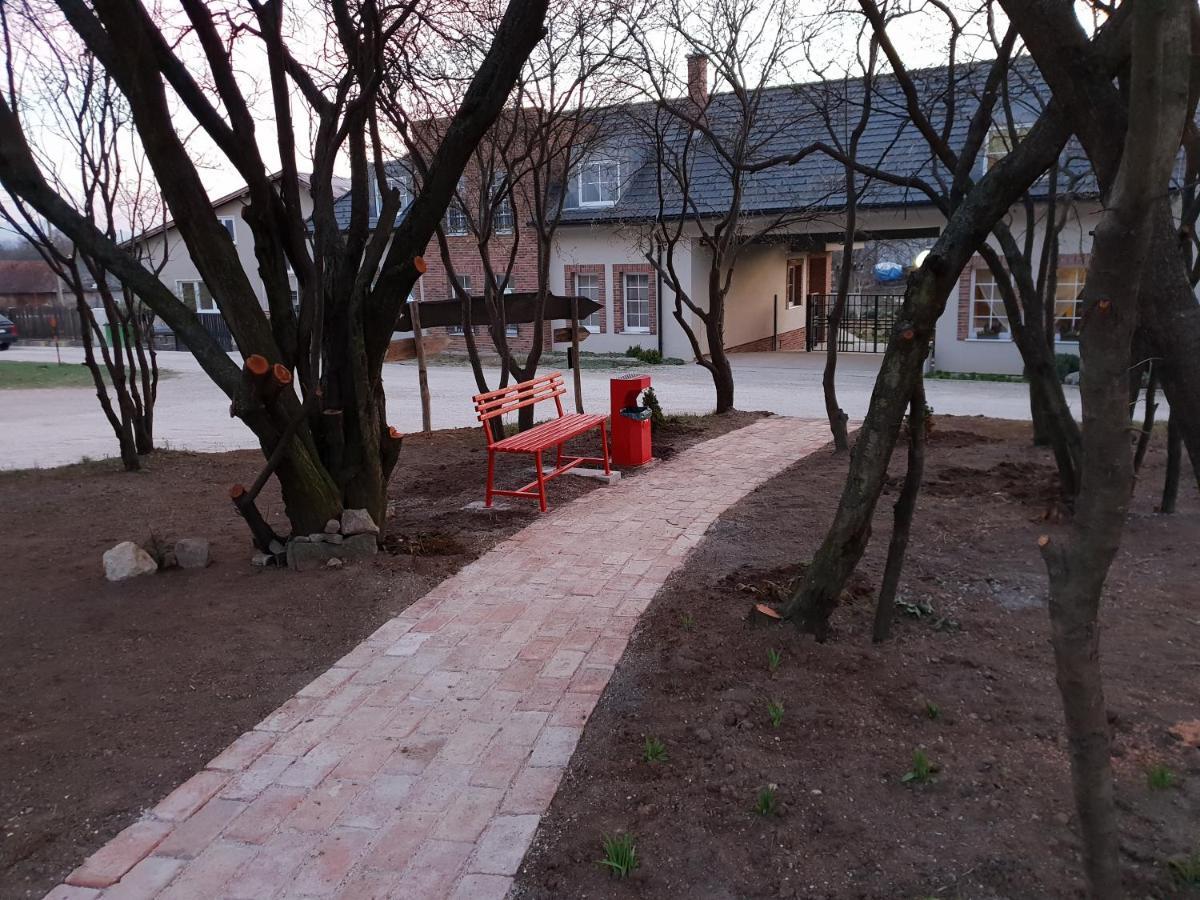 Gasthaus U Durkovych Zabokreky Nad Nitrou Exterior foto
